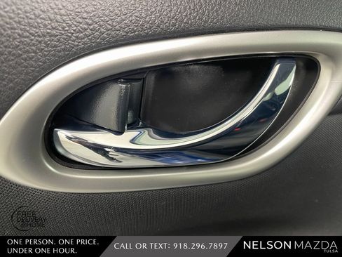 Used 2018 Nissan Sentra SR w/ Protection Package image 37