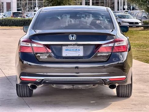 Used 2016 Honda Accord Sport image 6