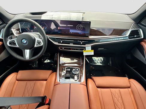 New 2026 BMW X5 xDrive50e w/ Executive Package AWD/4WD image 17