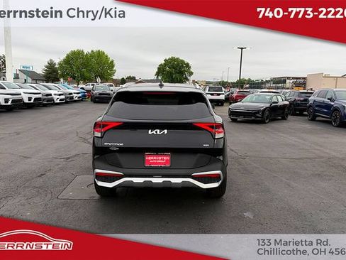 Used 2025 Kia Sportage EX AWD/4WD image 29