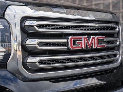 Used 2019 GMC Canyon SLT w/ Driver Alert Package image 16
