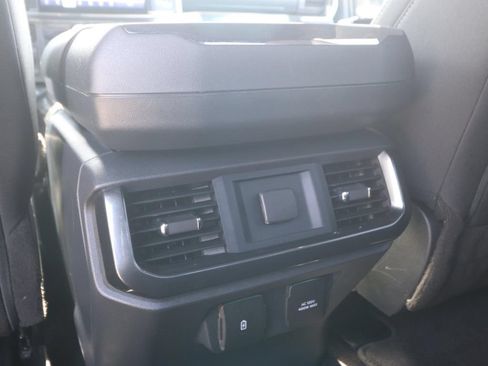 Used 2022 Ford F150 XLT w/ Equipment Group 302A High AWD/4WD image 12