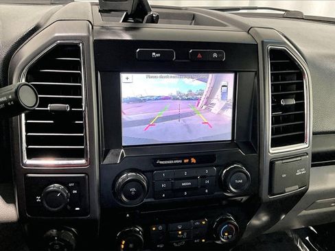 Used 2016 Ford F150 XLT w/ Equipment Group 302A Luxury image 24