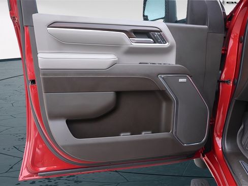 Used 2024 GMC Sierra 3500 SLT w/ SLT Premium Package image 24