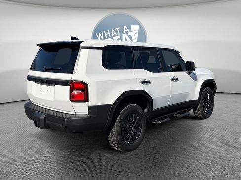 Used 2025 Toyota Land Cruiser 1958 image 3