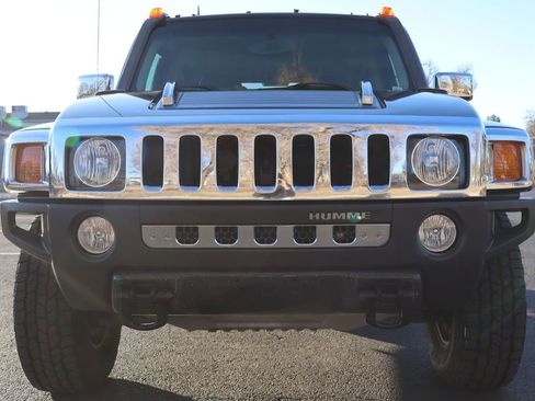 Used 2006 HUMMER H3 w/ Chrome Appearance Package image 13