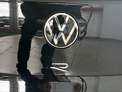 New 2026 Volkswagen Golf image 8