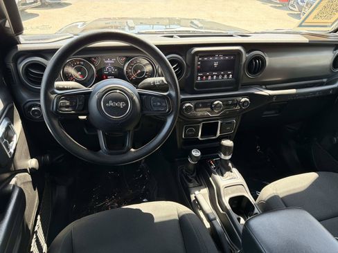 Used 2022 Jeep Wrangler Unlimited Sport AWD/4WD image 9
