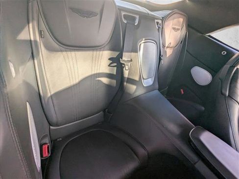 Used 2020 Aston Martin DB11 Volante image 16