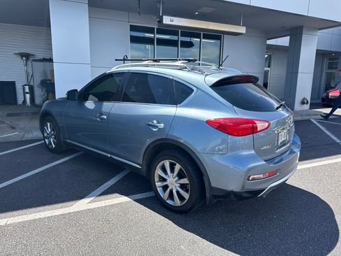 Used 2016 INFINITI QX50 AWD w/ Premium Package image 4