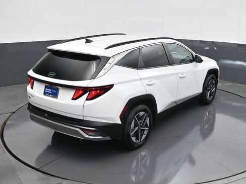 Certified 2025 Hyundai Tucson SEL image 17