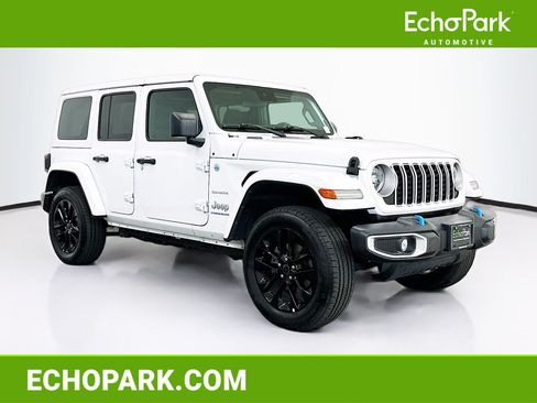 Used 2024 Jeep Wrangler Unlimited Sahara AWD/4WD image 1