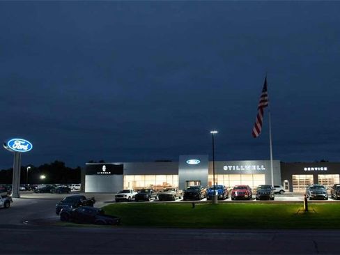 Used 2020 Ford F150 XLT w/ Equipment Group 302A Luxury image 2