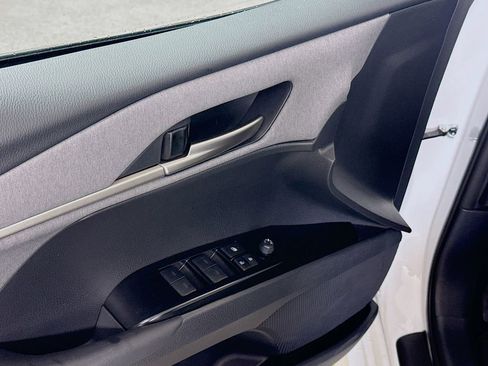 Used 2025 Toyota Camry LE FWD image 17