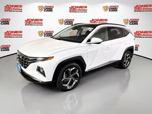 Used 2023 Hyundai Tucson Limited w/ Cargo Package AWD/4WD image 16