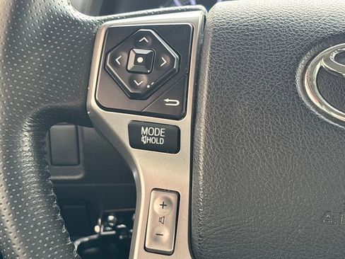 Used 2018 Toyota 4Runner SR5 Premium image 20