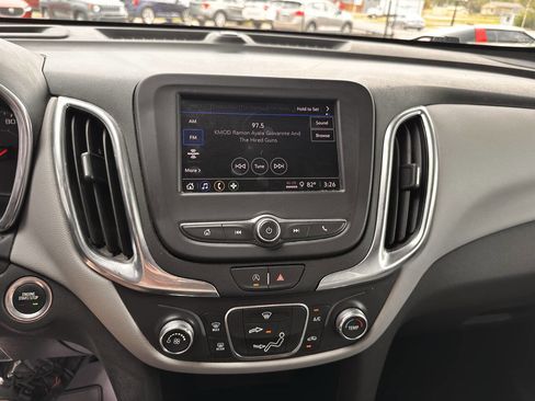 Used 2023 Chevrolet Equinox LS image 10