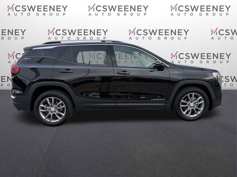 Used 2024 GMC Terrain SLT image 6