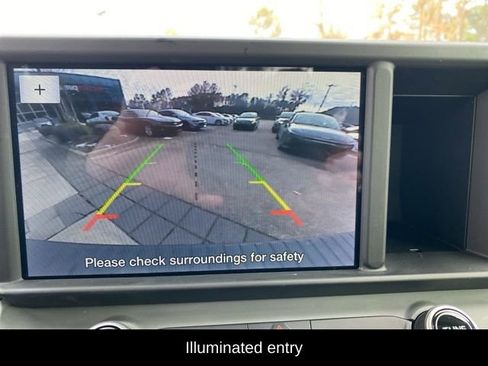 Used 2023 Ford Maverick XL image 12