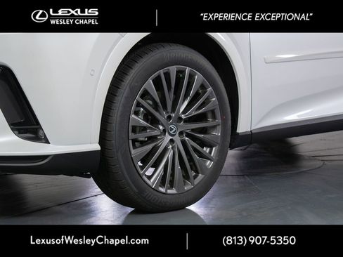 New 2026 Lexus RX 350 FWD image 5