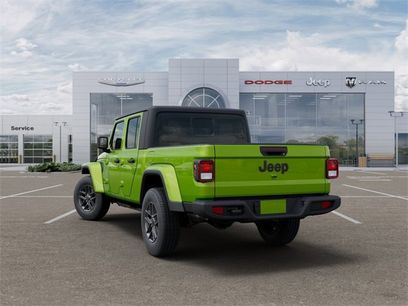 New 2025 Jeep Gladiator Sport