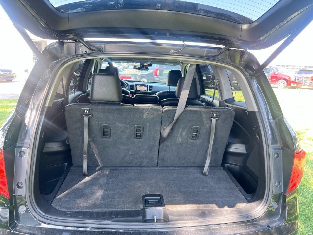 Used 2017 Honda Pilot Touring image 20