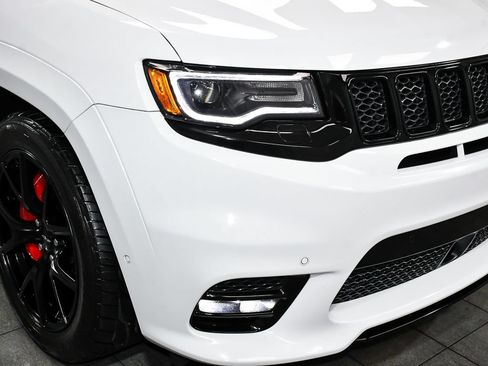 Used 2018 Jeep Grand Cherokee SRT w/ Trailer Tow Group IV AWD/4WD image 72