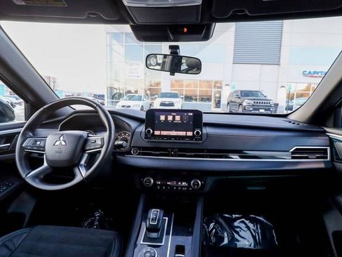 Used 2022 Mitsubishi Outlander SEL Black Edition image 52