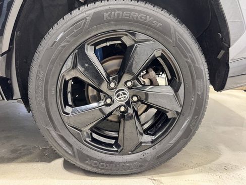 Used 2020 Toyota RAV4 XSE image 13