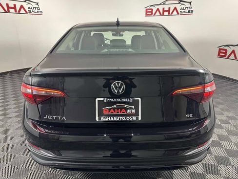 Used 2022 Volkswagen Jetta SE w/ Panoramic Sunroof Package image 7