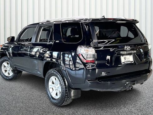 Used 2015 Toyota 4Runner SR5 image 4