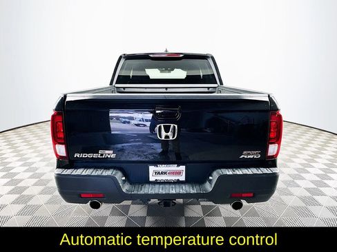 Used 2023 Honda Ridgeline Sport image 9