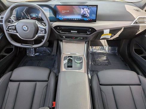 Used 2025 BMW 330i Sedan w/ Premium Package image 19