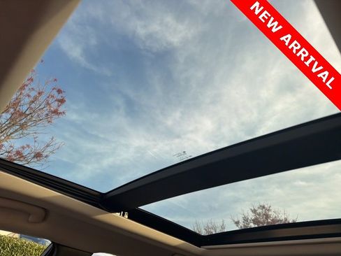 Used 2019 Chrysler 300 Limited image 9