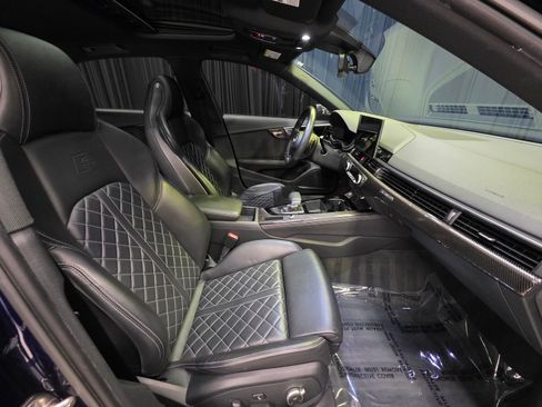 Used 2020 Audi S4 Premium Plus w/ Premium Plus Package AWD/4WD image 35