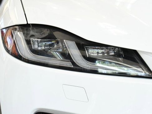 Used 2022 Jaguar F-PACE S AWD/4WD image 4