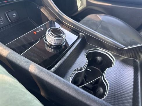 Used 2025 Jeep Grand Cherokee Altitude image 42