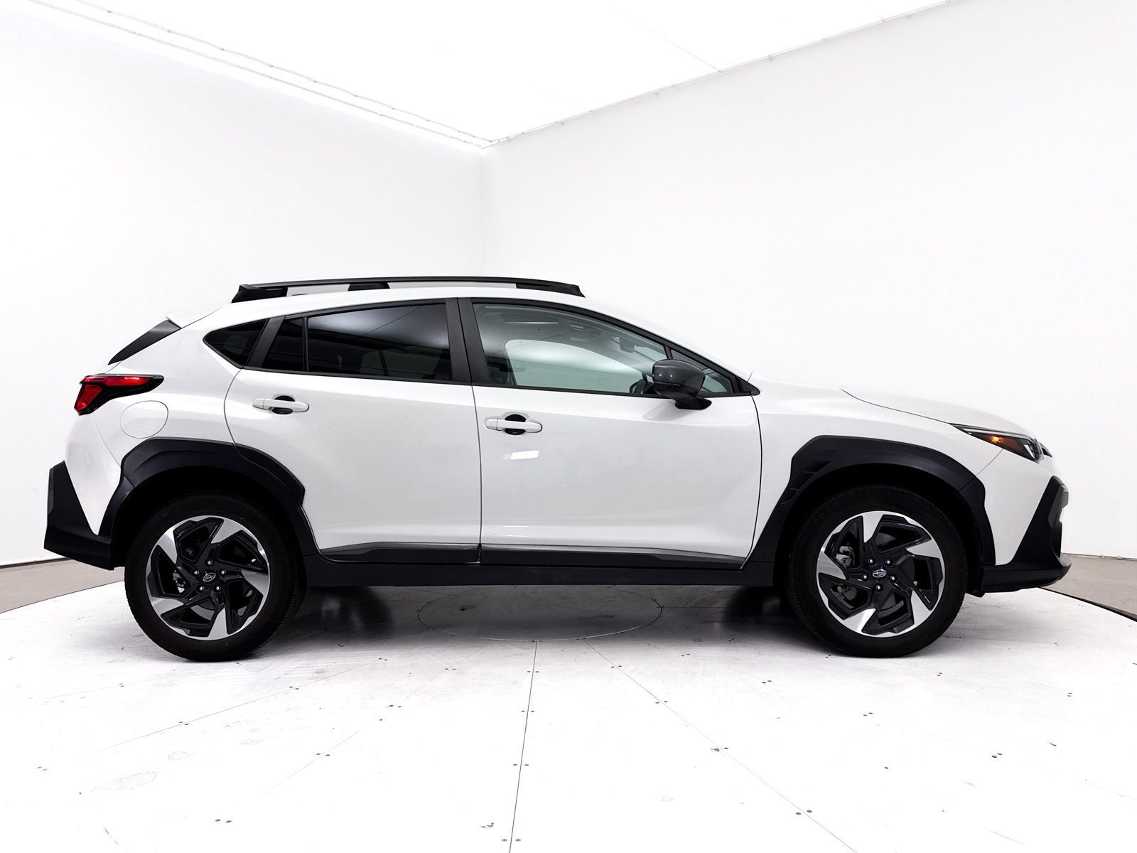 Used 2024 Subaru Crosstrek 2.5i Limited w/ Crosstrek Mirror Package AWD/4WD image 38