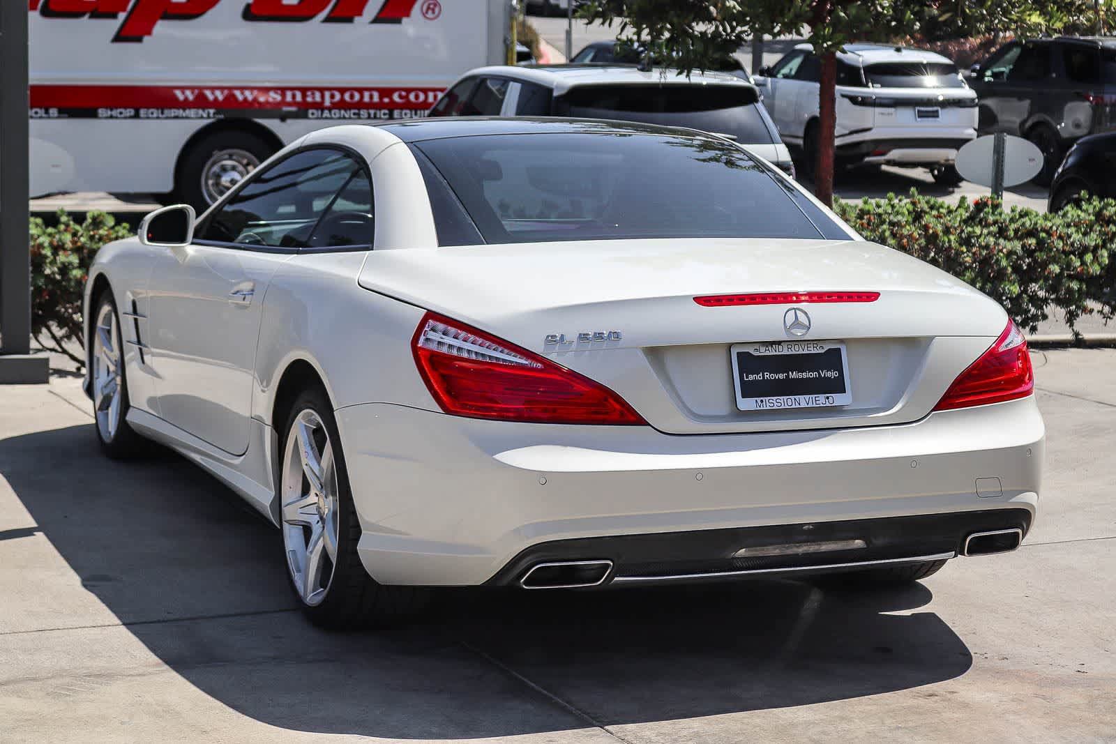 Used 2016 Mercedes-Benz SL 550 w/ Driver Assistance Package image 3