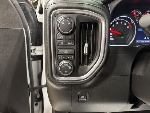 Used 2019 Chevrolet Silverado 1500 LT w/ All-Star Edition image 21