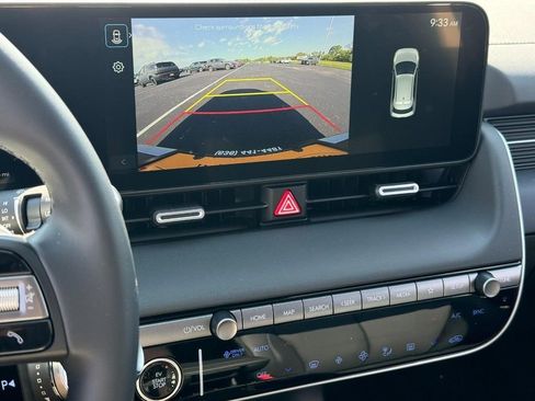 Certified 2025 Hyundai Ioniq 5 SEL AWD/4WD image 18