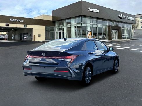New 2026 Hyundai Elantra Sport FWD image 7