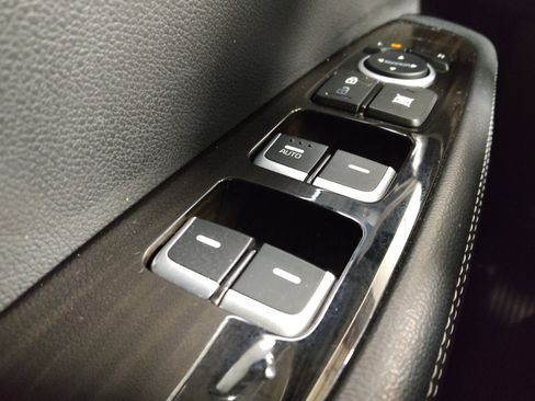 Used 2020 Kia Sorento L image 27