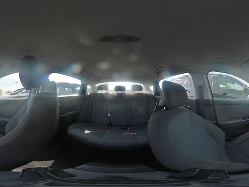 Used 2025 Kia K4 LXS image 41