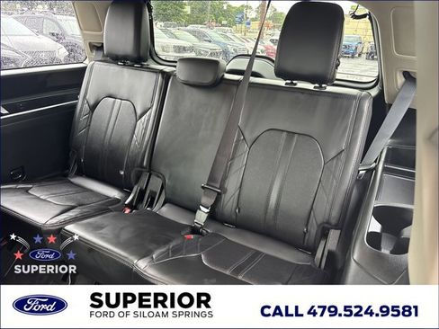 Used 2021 Ford Expedition Platinum AWD/4WD image 18