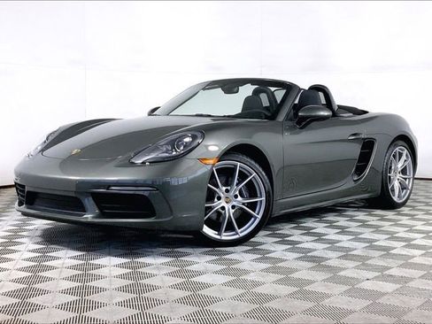 Used 2025 Porsche 718 Boxster image 1