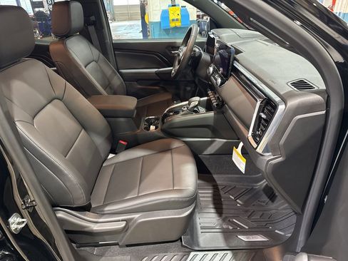 New 2026 GMC Canyon Elevation w/ Convenience Package image 38