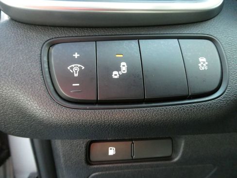 Used 2019 Kia Sorento FWD V6 image 25