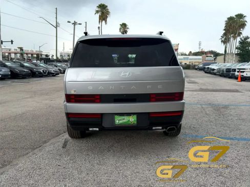 Used 2024 Hyundai Santa Fe SEL FWD image 3
