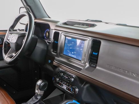 Used 2023 Ford Bronco Outer Banks image 26